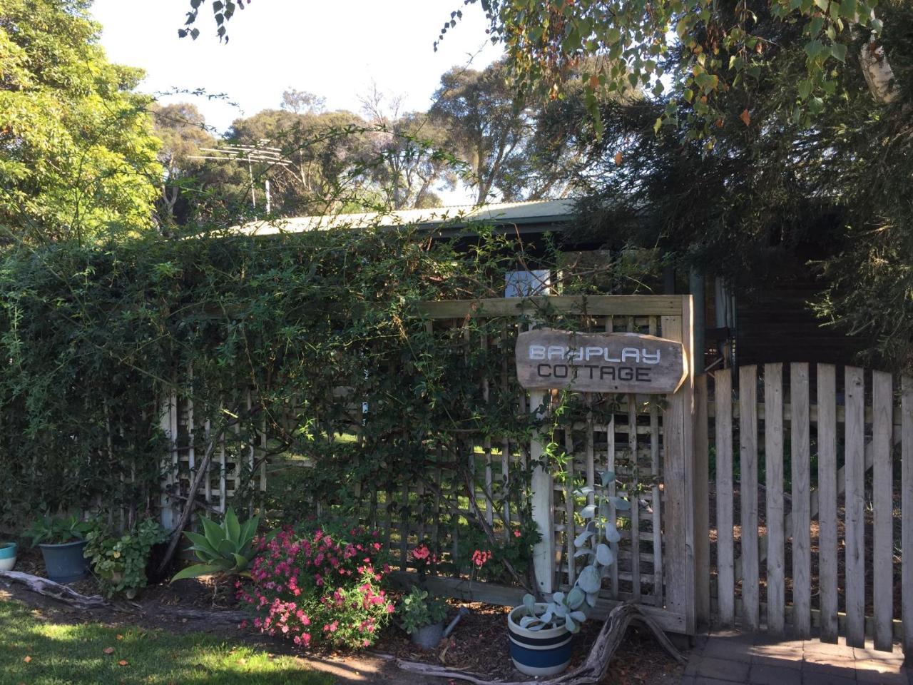 Bayplay Beach Cottage - Pet Friendly Queenscliff Exterior photo