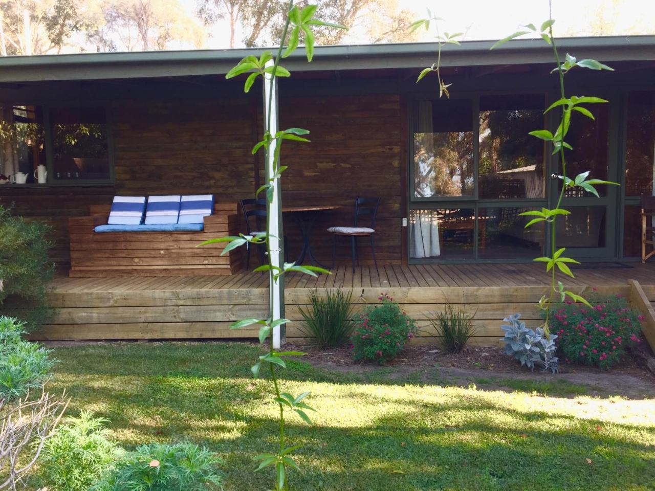 Bayplay Beach Cottage - Pet Friendly Queenscliff Exterior photo